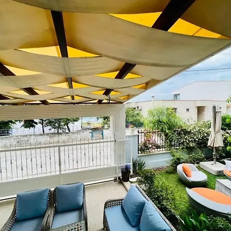 Ella House Butik Güre