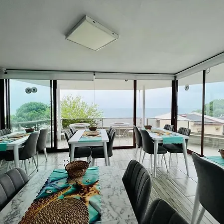 Ella House Butik Ξενοδοχείο *